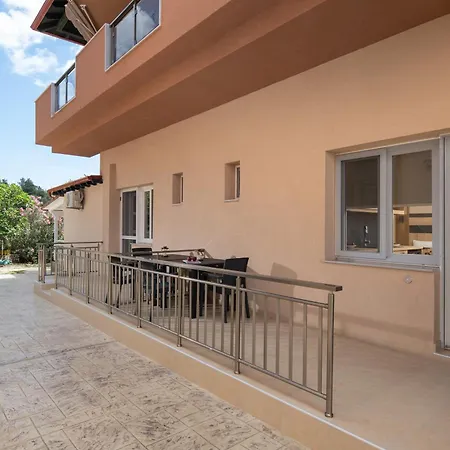 Studio Giannis Apartment Toroni