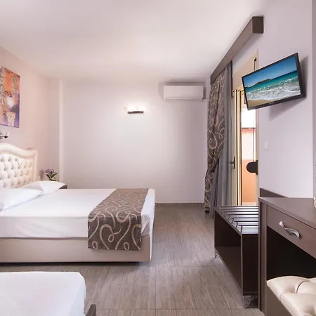 Giannis * Τορώνη