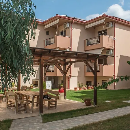 Giannis Apartament *